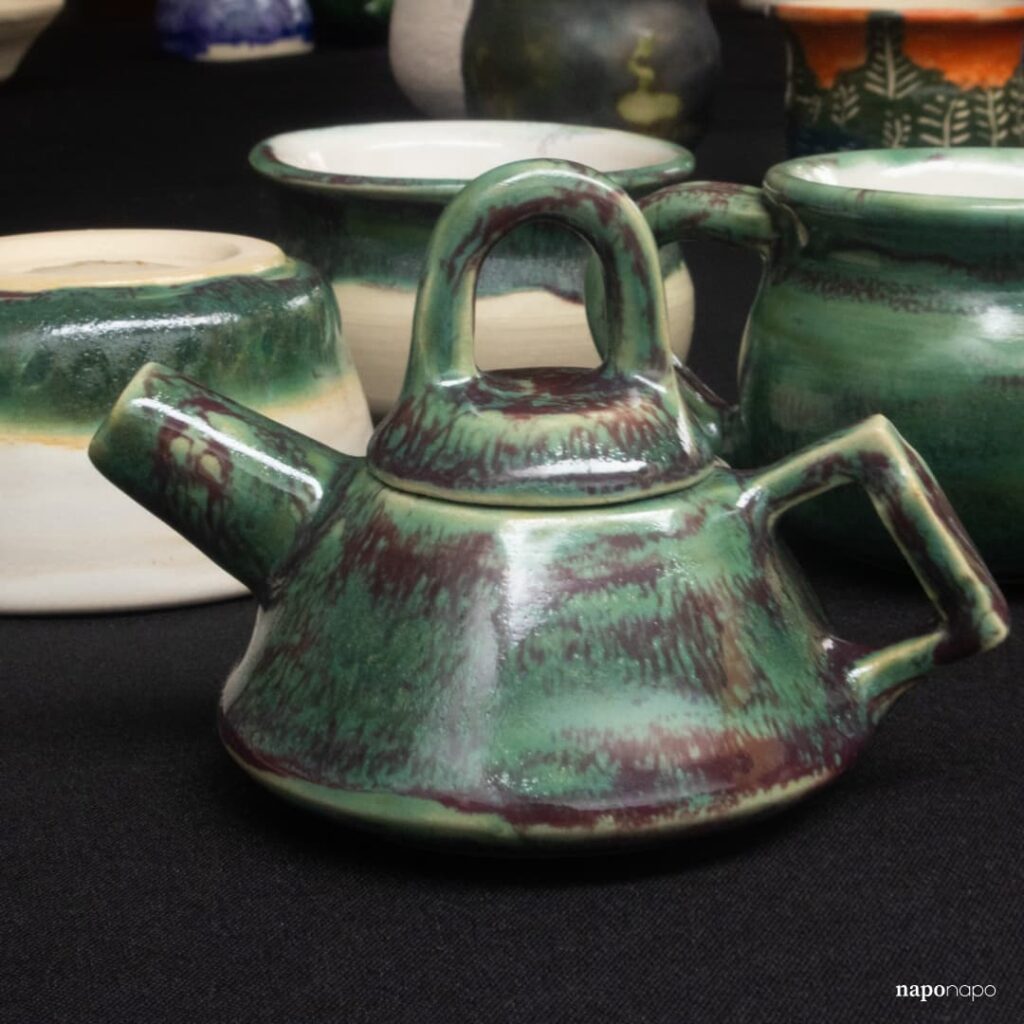 Tetera hecha en el Curso de Torno Alfarero.